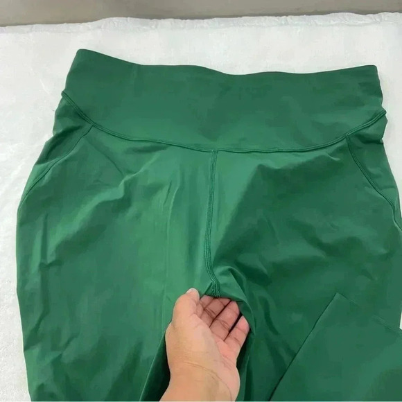 Lululemon Base Pace High Rise Crop 23”Brushed Nulux Everglade Green. Siz… - Picture 7 of 13